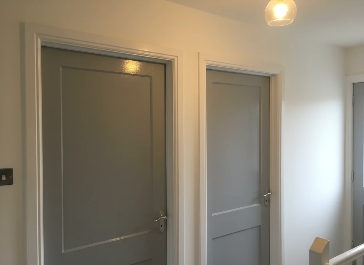 door-painting-2-high-wycombe-high-wycombe-decorators Internal door painting in High Wycombe by High Wycombe Decorators